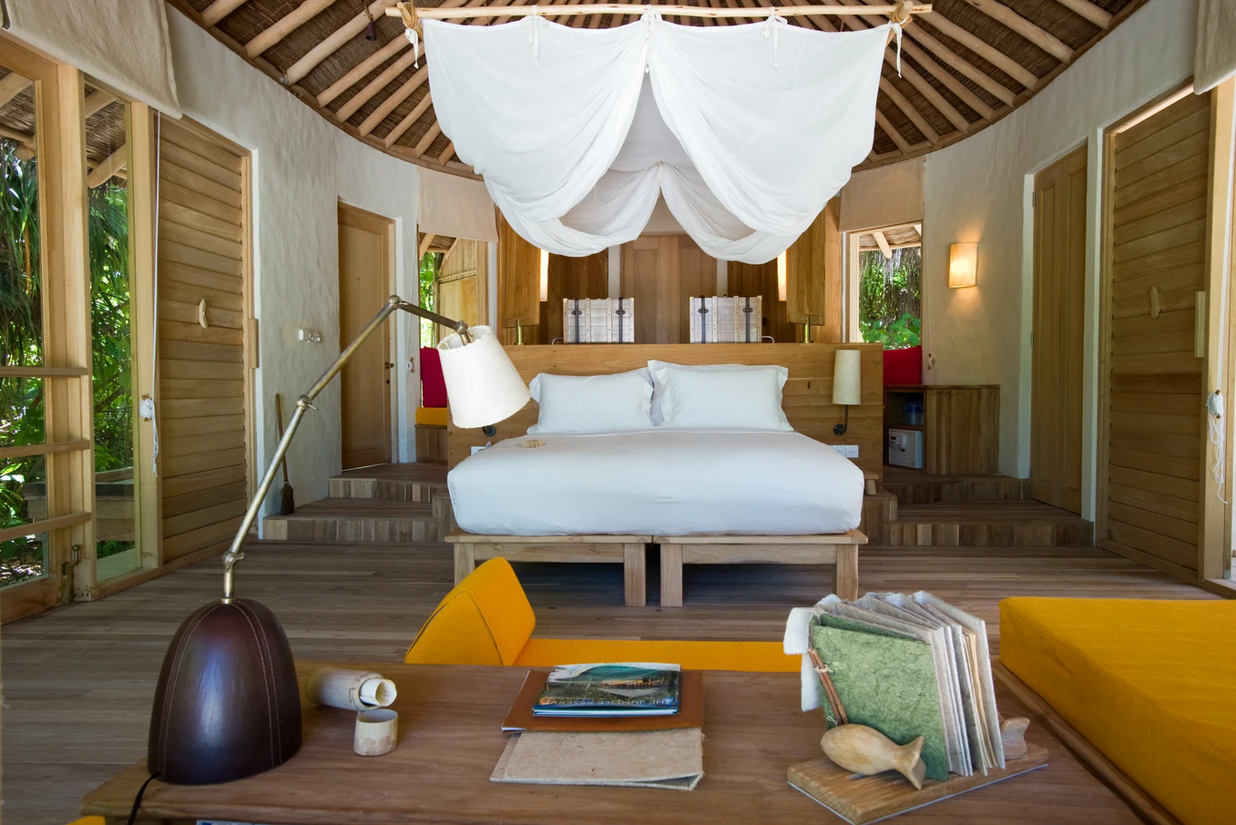 Family Lagoon Beach Villa with Pool · Family · lagoon beach